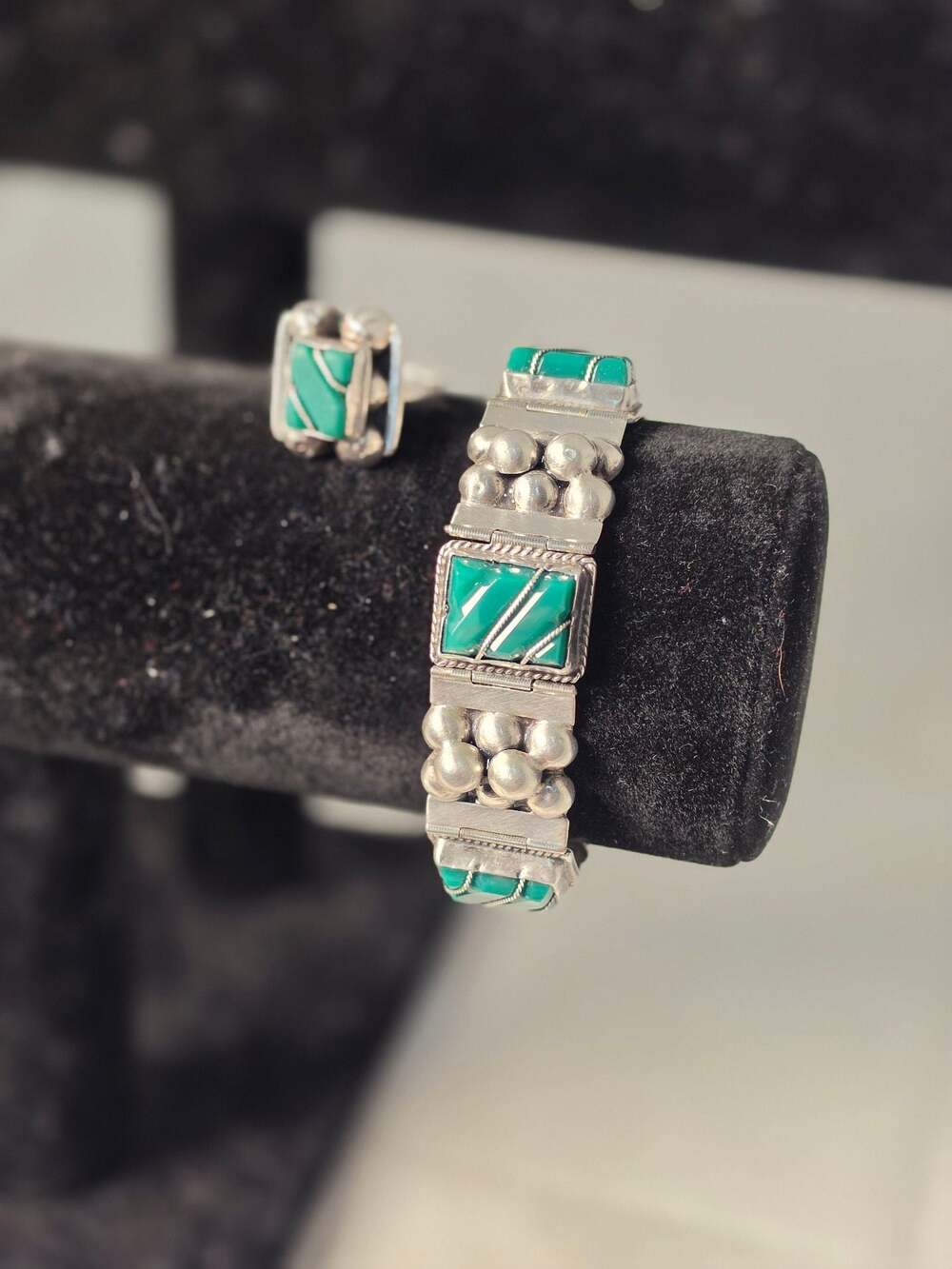 Vintage Taxco Mexican Sterling Silver and Green Onyx Hinged Link Bracelet and Ri